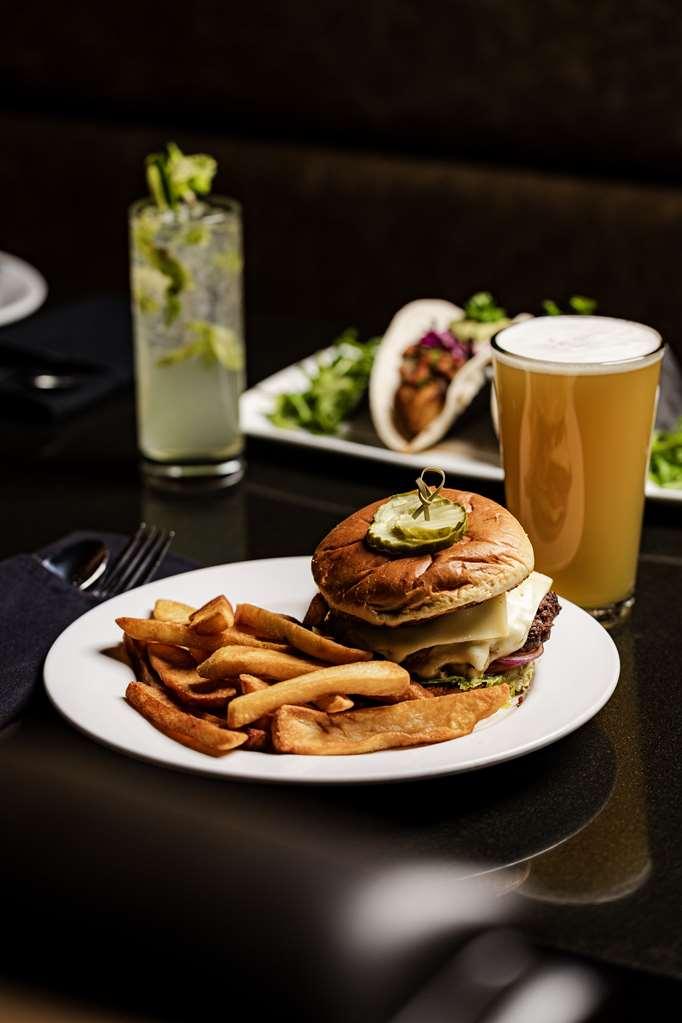 Hilton Providence Hotel Restaurant photo